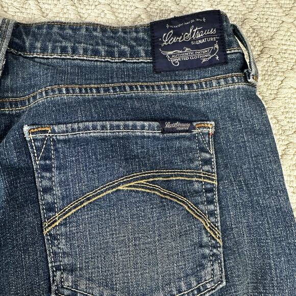 Signature Gold Levi Strauss Jeans Bootcut Blue Womens Sz 10 W33 L32 - Picture 3 of 7